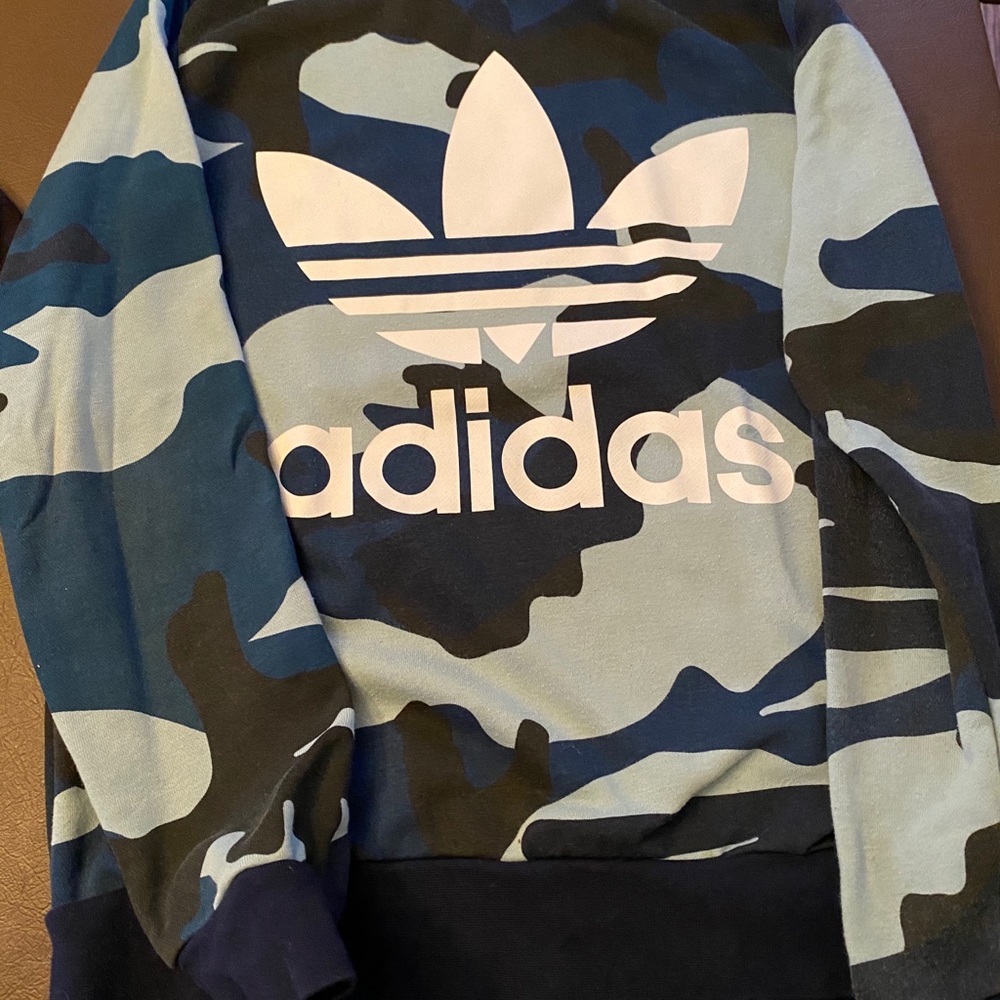 Boys Adidas camo blue sweatshirt - Picture 2 of 2